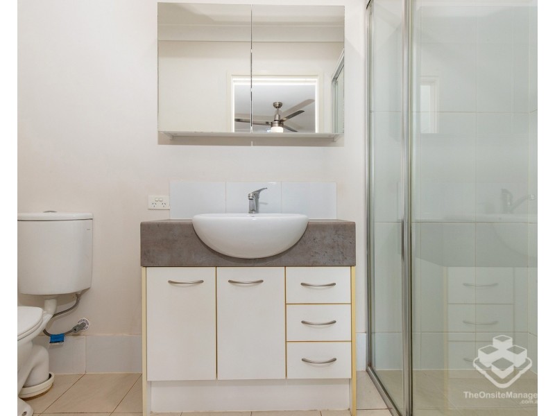 2/20 Jimmy Road, Coomera QLD 4209