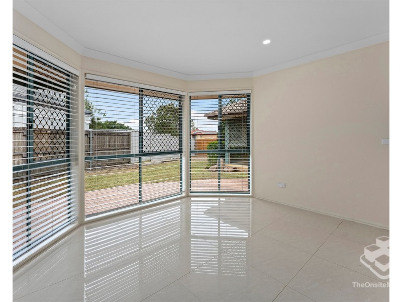 111 Lancaster Circuit, Stretton QLD 4116