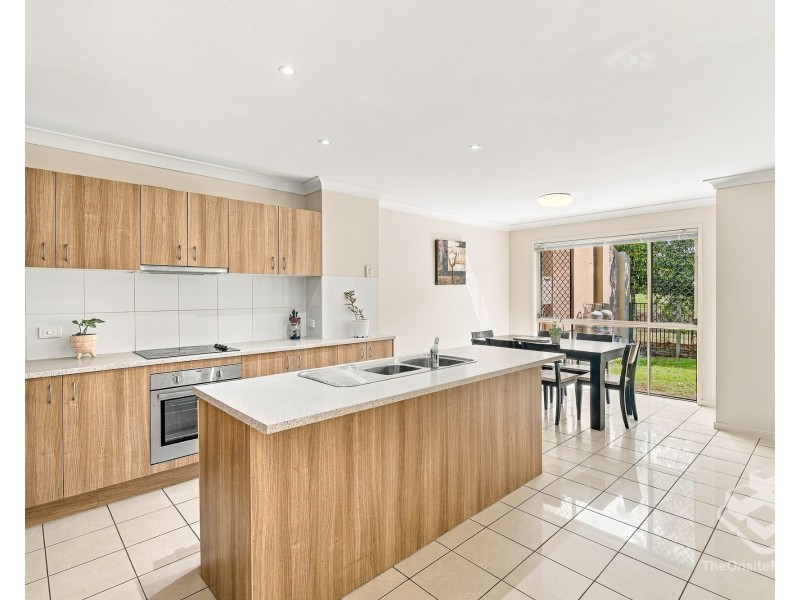 Unit 21/1 Ibis Boulevard, Eli Waters QLD 4655