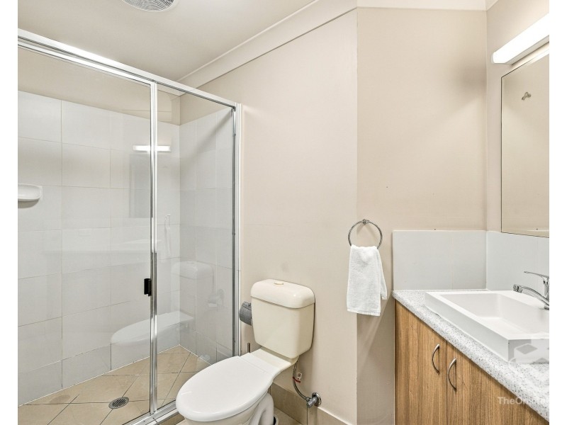 Unit 21/1 Ibis Boulevard, Eli Waters QLD 4655