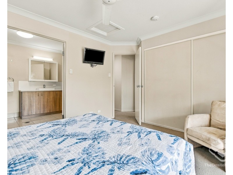 Unit 21/1 Ibis Boulevard, Eli Waters QLD 4655