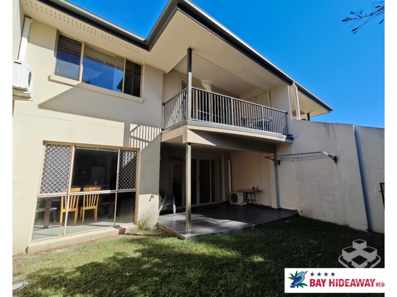 16/1 Ibis Boulevard, Eli Waters QLD 4655