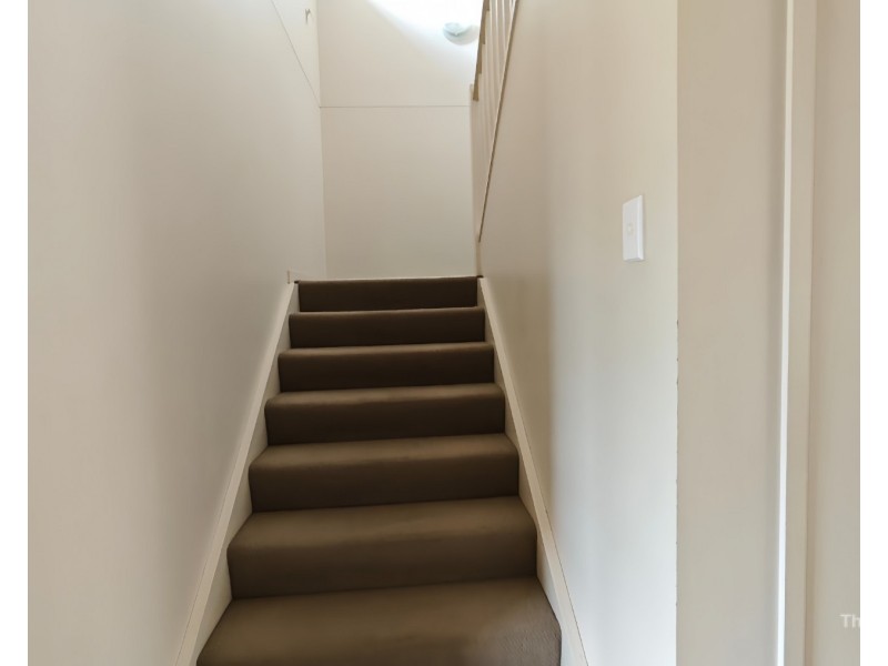16/1 Ibis Boulevard, Eli Waters QLD 4655