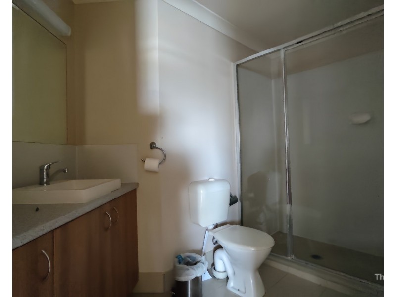 16/1 Ibis Boulevard, Eli Waters QLD 4655