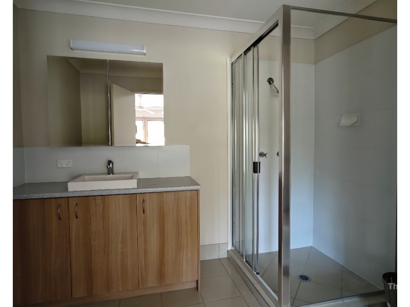 16/1 Ibis Boulevard, Eli Waters QLD 4655