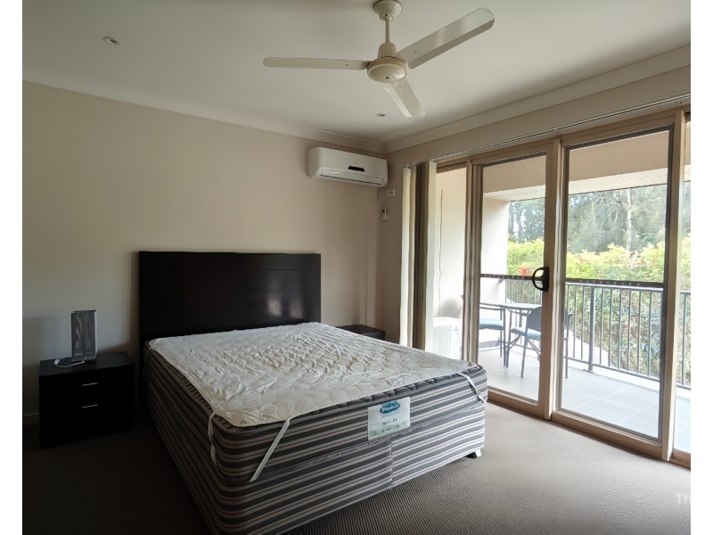 16/1 Ibis Boulevard, Eli Waters QLD 4655