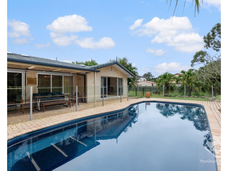14 Cleveland Place, Stretton QLD 4116