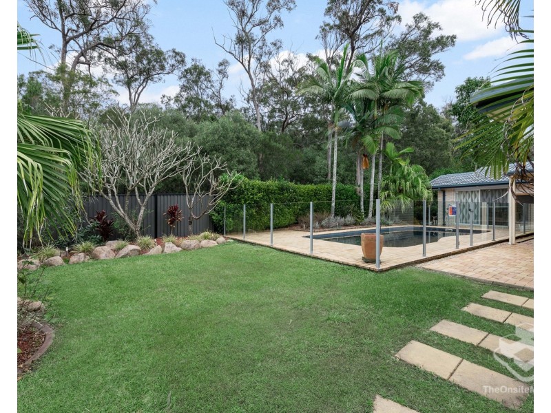 14 Cleveland Place, Stretton QLD 4116