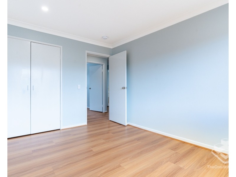 1 Fernshaw Street, Macgregor QLD 4109