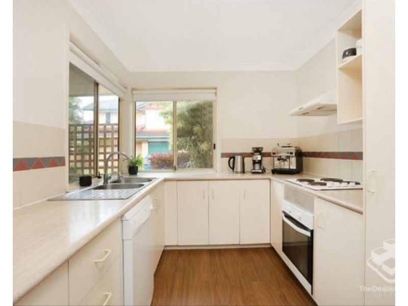 205/125 Hansford Road, Coombabah QLD 4216