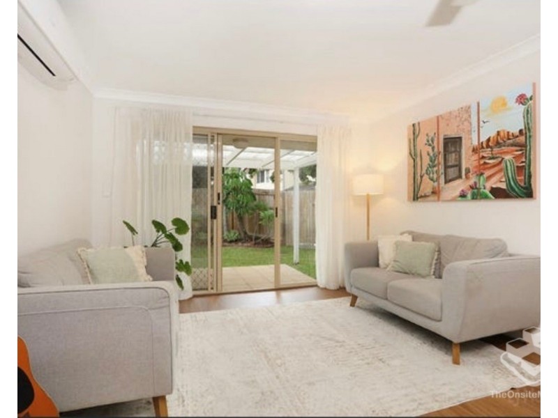 205/125 Hansford Road, Coombabah QLD 4216
