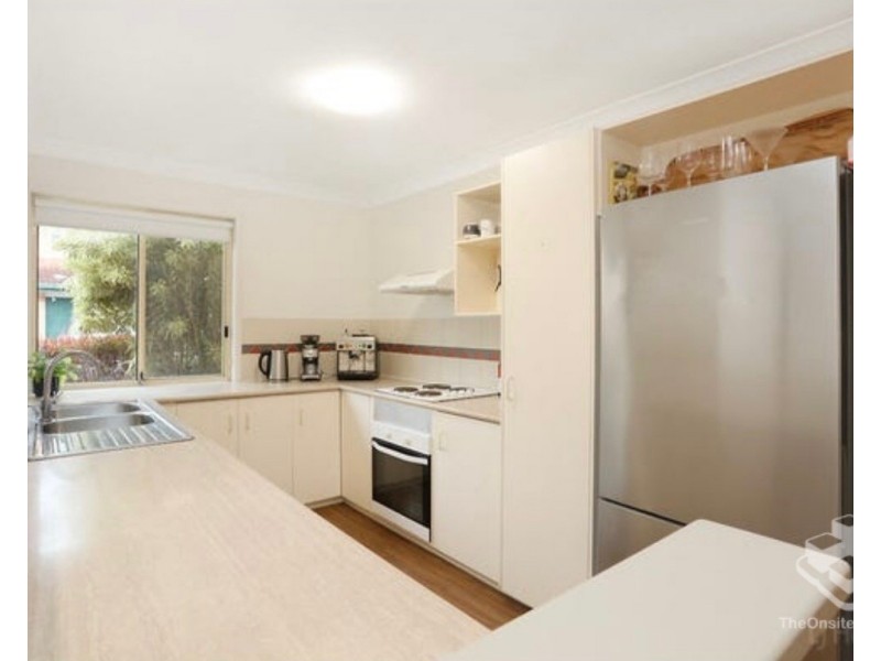 205/125 Hansford Road, Coombabah QLD 4216