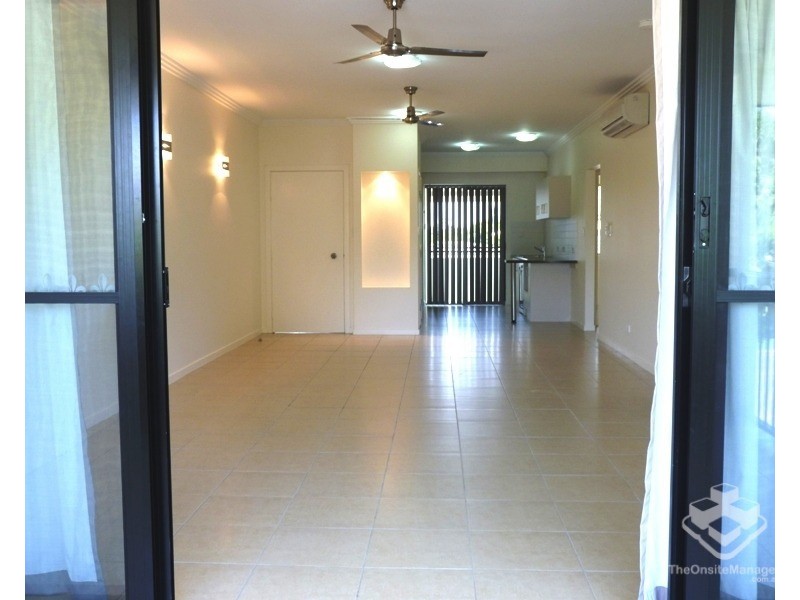 ID:21197867/6-24 Henry Street, West End QLD 4810