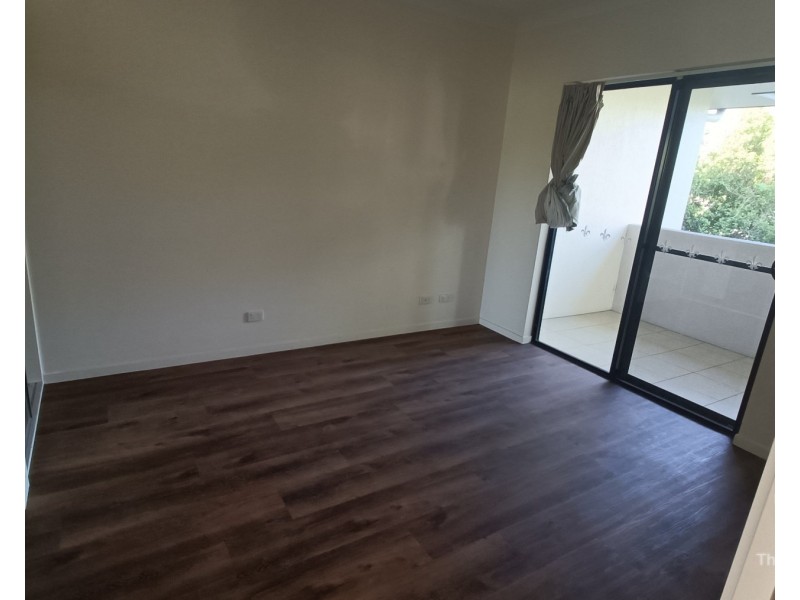 ID:21197867/6-24 Henry Street, West End QLD 4810