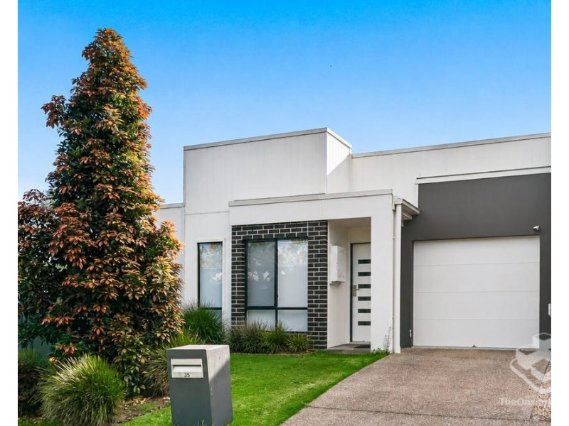 35 Huon Place, Hillcrest QLD 4118