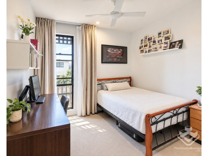 18/8 Ben Dalley Drive, Helensvale QLD 4212