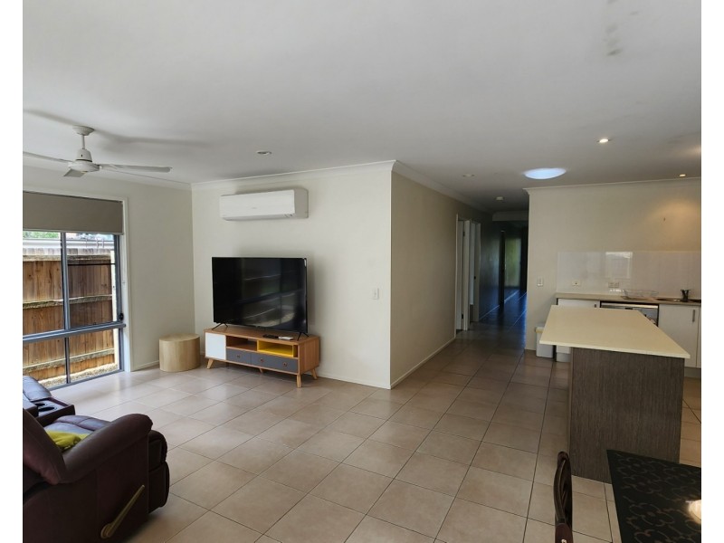 ID:21197987/230 Pulgul Street, Urangan QLD 4655