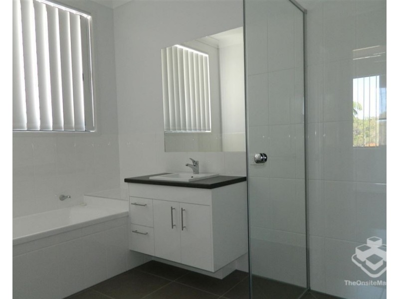 ID:21198147/8 Tavistock Street, Torquay QLD 4655
