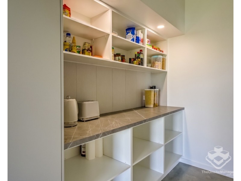 81 Peppermint Circuit, Nikenbah QLD 4655