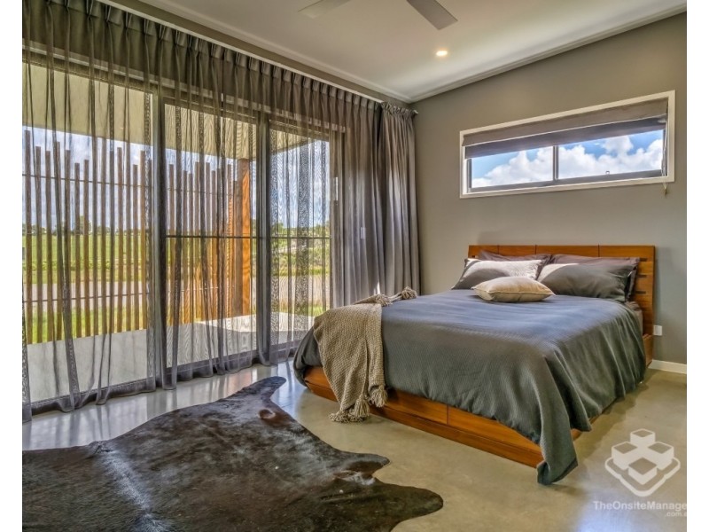 81 Peppermint Circuit, Nikenbah QLD 4655