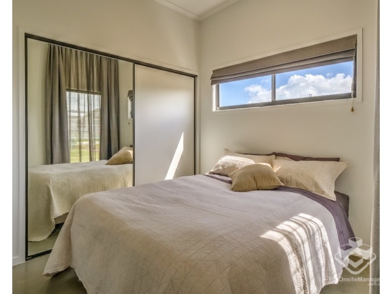 81 Peppermint Circuit, Nikenbah QLD 4655