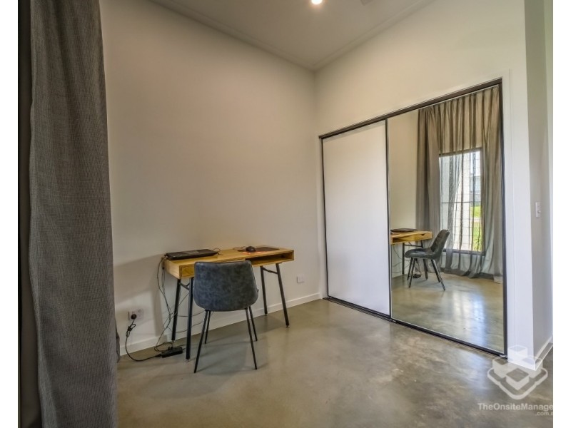 81 Peppermint Circuit, Nikenbah QLD 4655