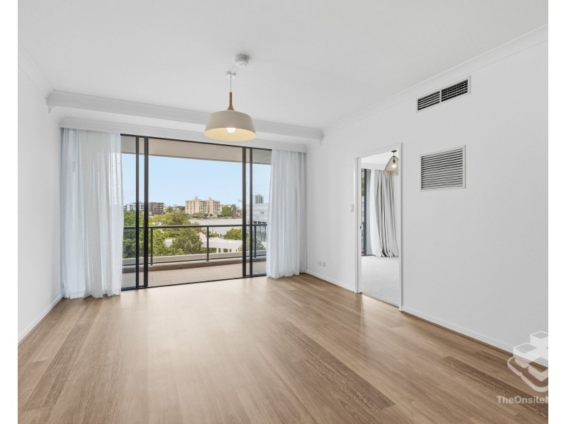 ID:21198232/35 Ferry Street, Kangaroo Point QLD 4169