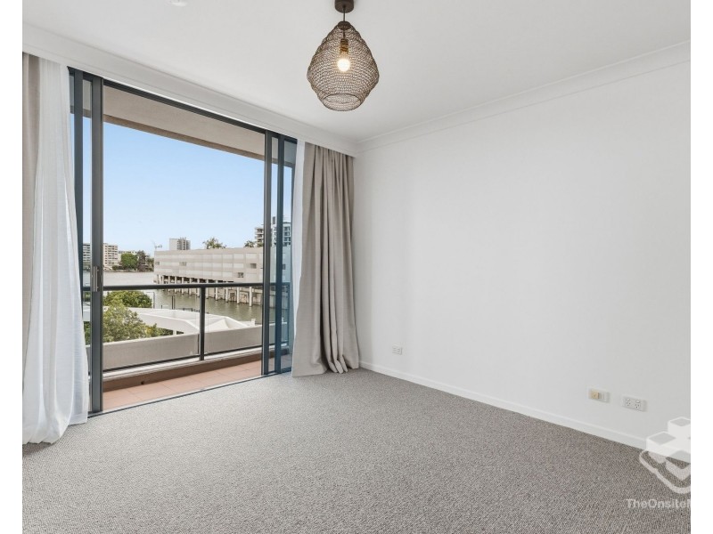 ID:21198232/35 Ferry Street, Kangaroo Point QLD 4169
