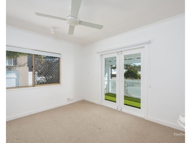 30 Seaside Avenue, Mermaid Beach QLD 4218