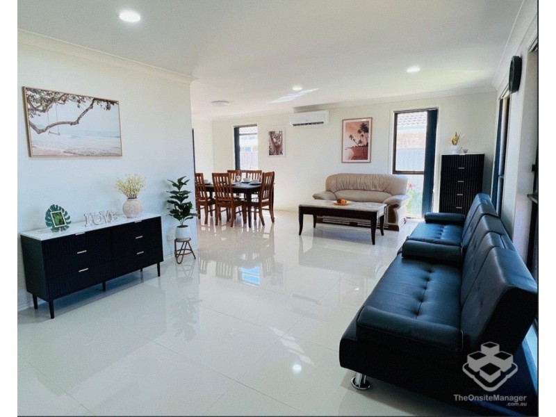 40 Oxley Drive, Paradise Point QLD 4216