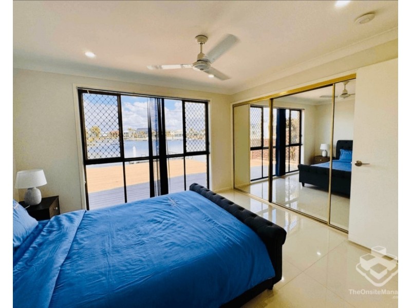 40 Oxley Drive, Paradise Point QLD 4216