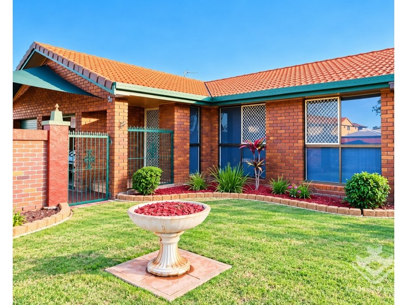40 Oxley Drive, Paradise Point QLD 4216