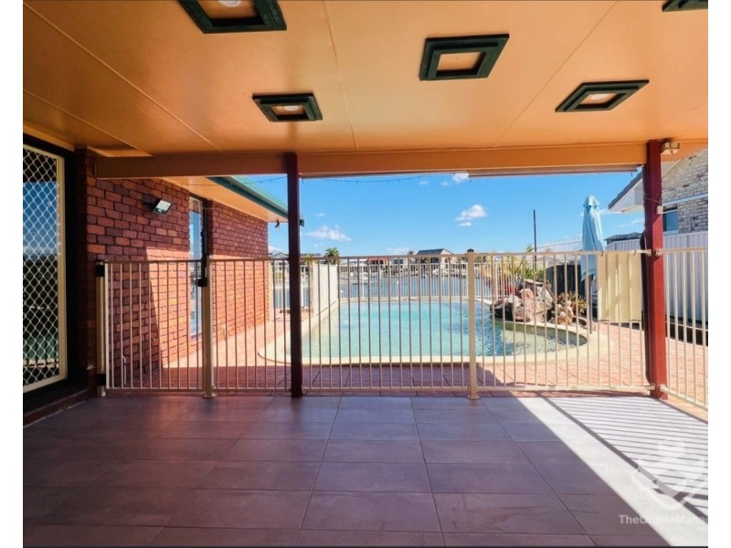 40 Oxley Drive, Paradise Point QLD 4216
