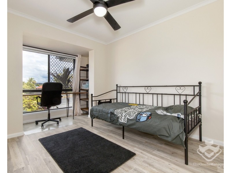 31 Santa Isobel Boulevard, Pacific Pines QLD 4211