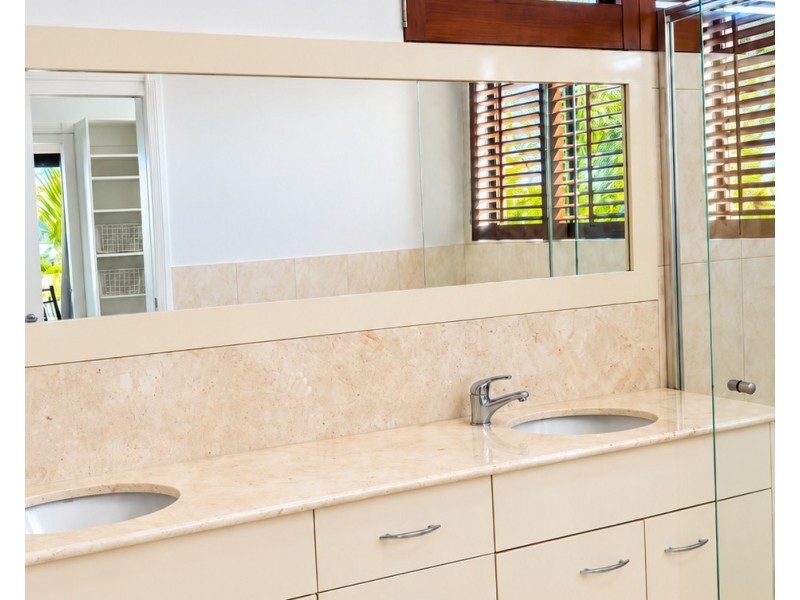 43 The Sovereign Mile, Paradise Point QLD 4216