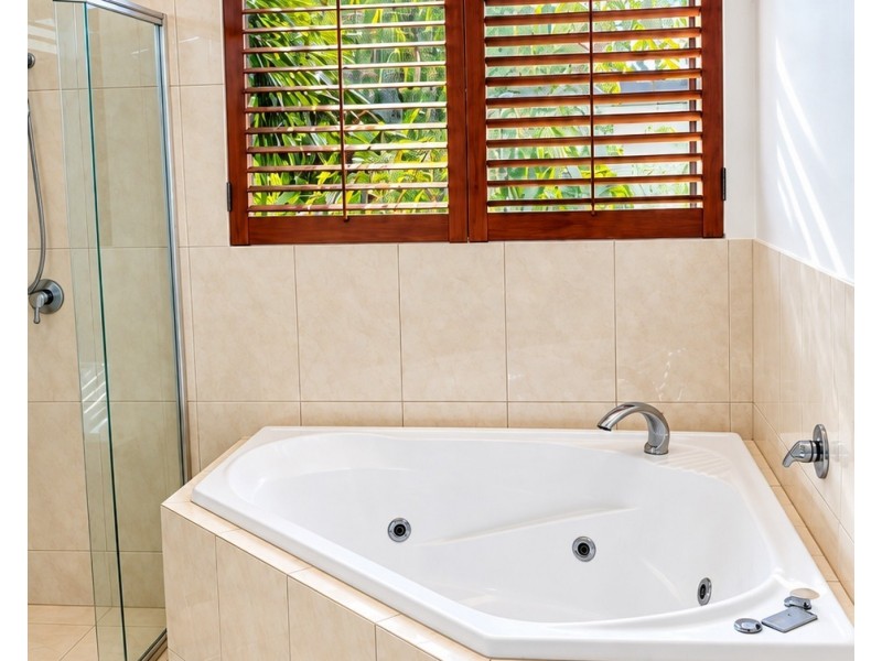 43 The Sovereign Mile, Paradise Point QLD 4216