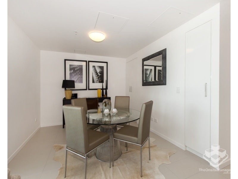 ID:21198558/2 Harbour Road, Hamilton QLD 4007