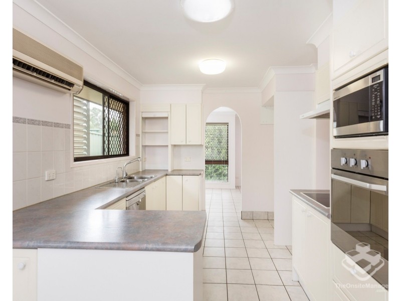 5 Brodick Street, Carindale QLD 4152
