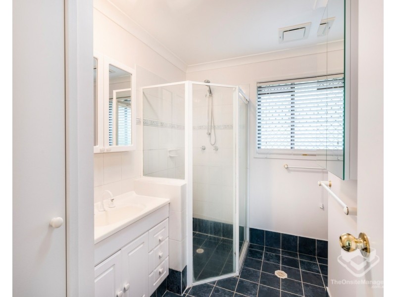 5 Brodick Street, Carindale QLD 4152