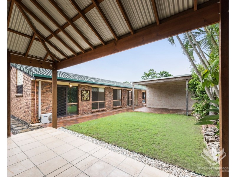 5 Brodick Street, Carindale QLD 4152