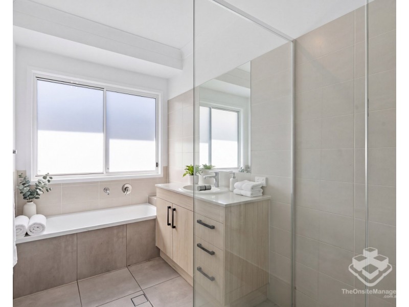 34 Alectura Crescent, Bahrs Scrub QLD 4207