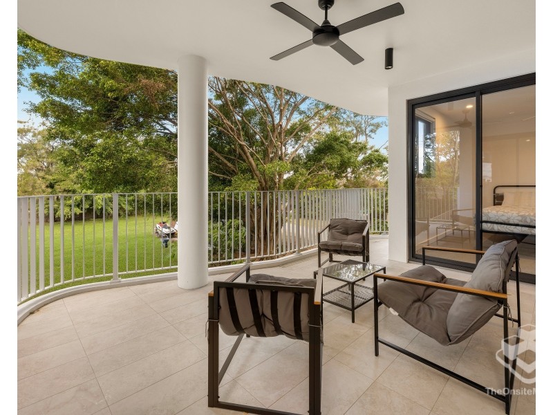 1205/580 Nerang Broadbeach Road, Carrara QLD 4211