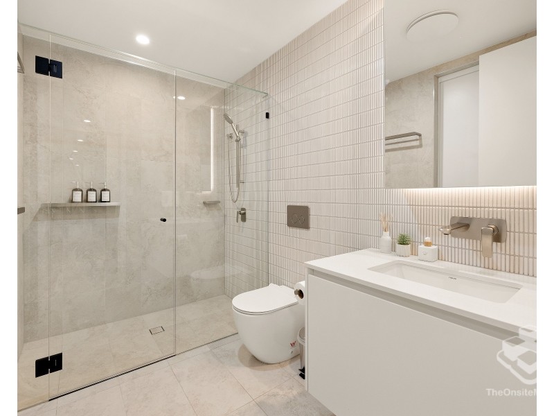 1205/580 Nerang Broadbeach Road, Carrara QLD 4211