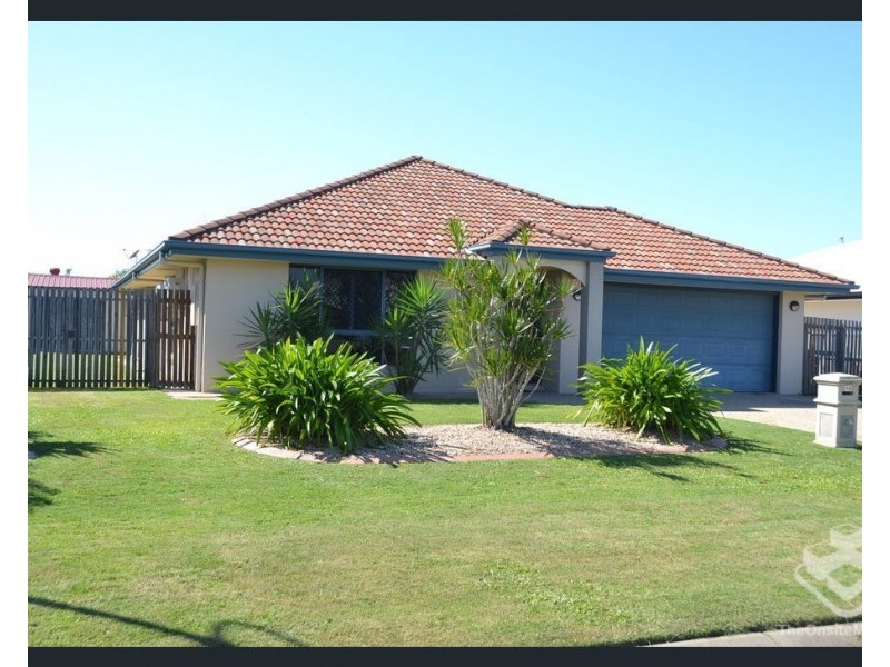 16 Angelina Avenue, Glenella QLD 4740