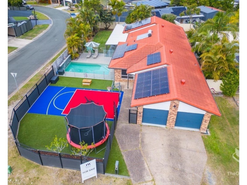 92 Parkes Drive, Helensvale QLD 4212