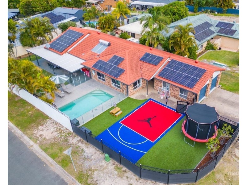 92 Parkes Drive, Helensvale QLD 4212
