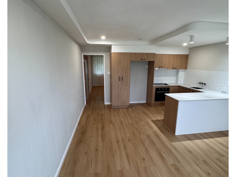 11/22 Leonard Avenue, Surfers Paradise QLD 4217
