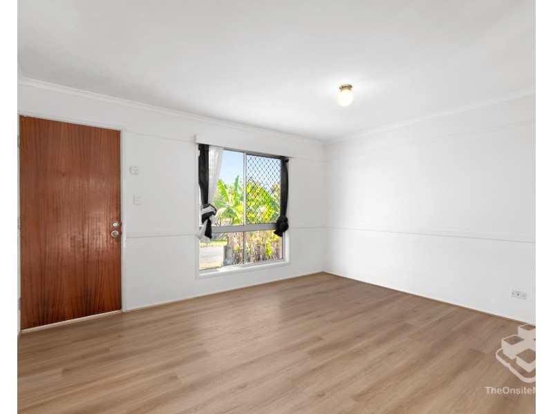 8 Harnell Court, Goodna QLD 4300