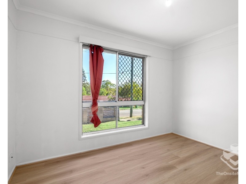 8 Harnell Court, Goodna QLD 4300