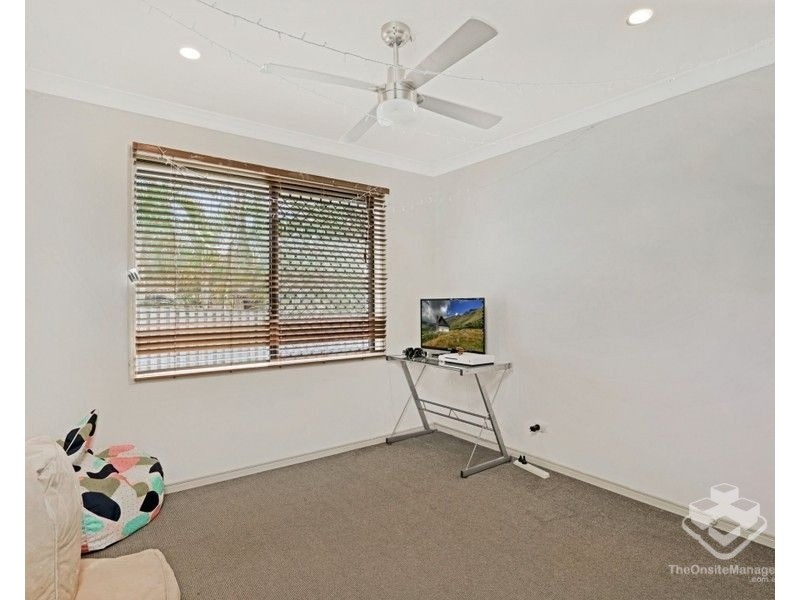 71 Clover Hill Drive, Mudgeeraba QLD 4213